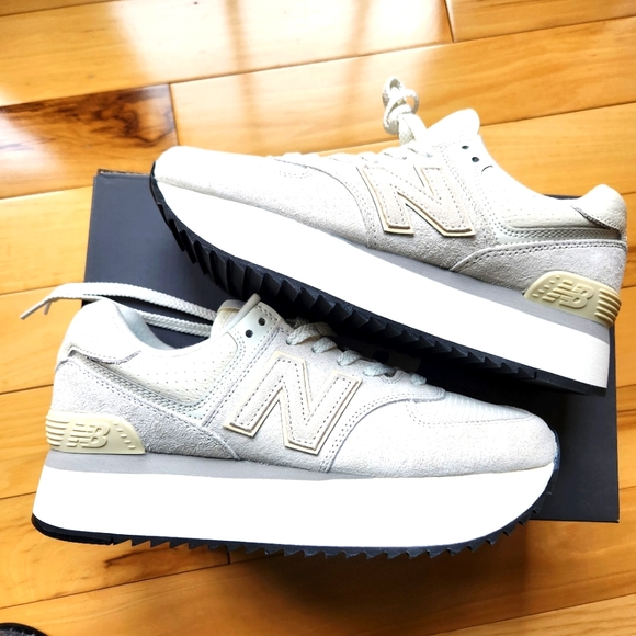 574 New Balance White Platform Sneakers; Shoe are brand NEW with original boxes. - Picture 1 of 16